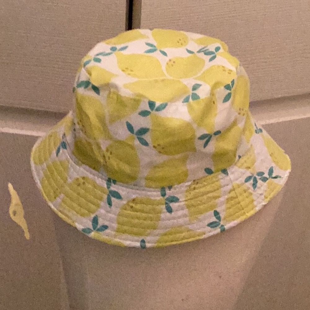 🍋 NWT FUN Bucket Reversible Colorful Hat Closet Must Have 🍋